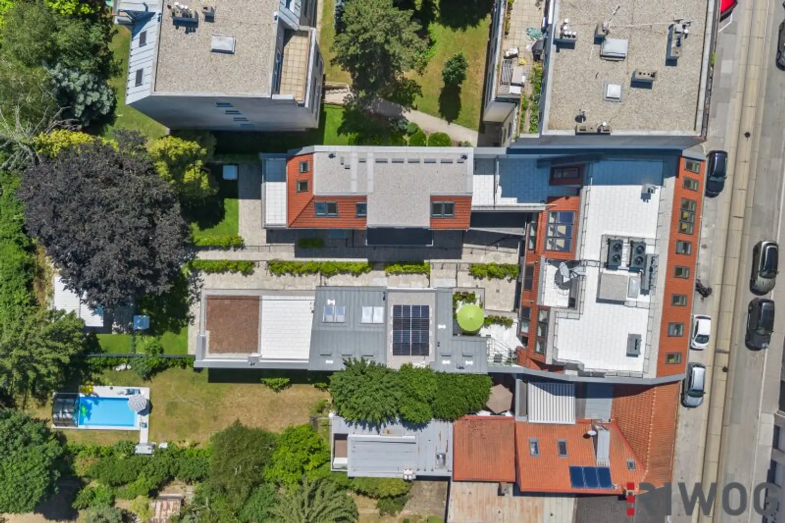 Eckreihenhaus mit wunderschönen Garten und hochwertiger Ausstattung