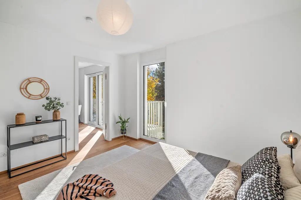 Sehr helle DG-Wohnung direkt bei der Alten Donau