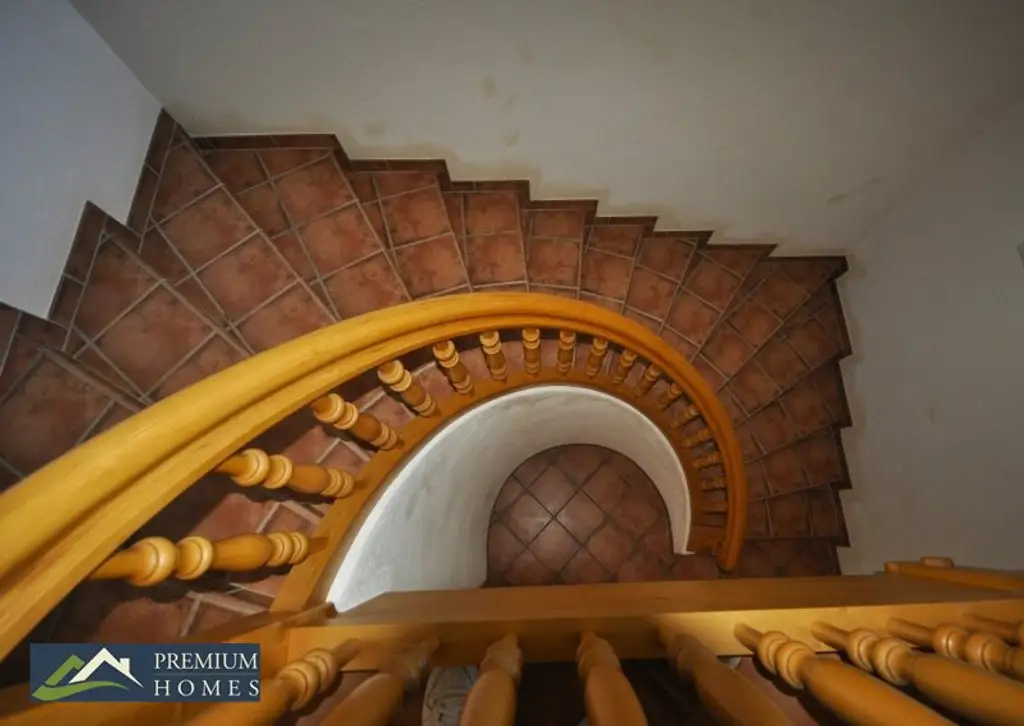 FÜGENBERG - Es erwartet Sie eine Doppelhaushälfte in Aussichtslage - 5 Zimmer, Garten & 2 Balkone!