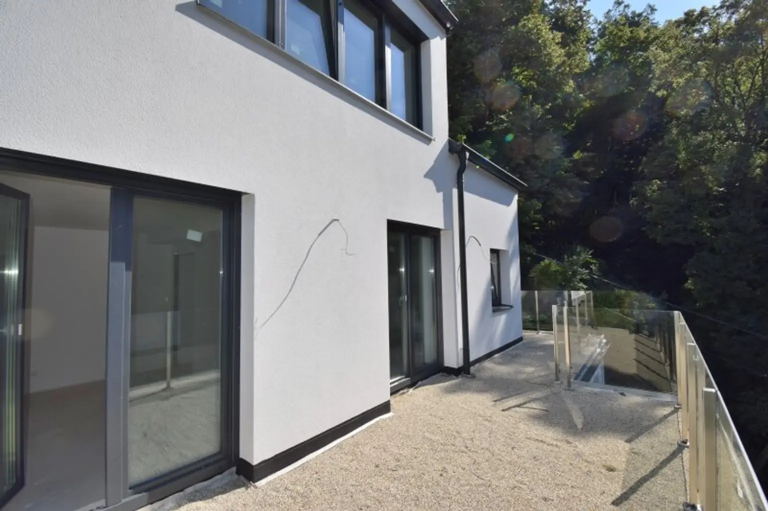 Einfamilienhaus in Waldrandlage, Erstbezug, belagsfertig