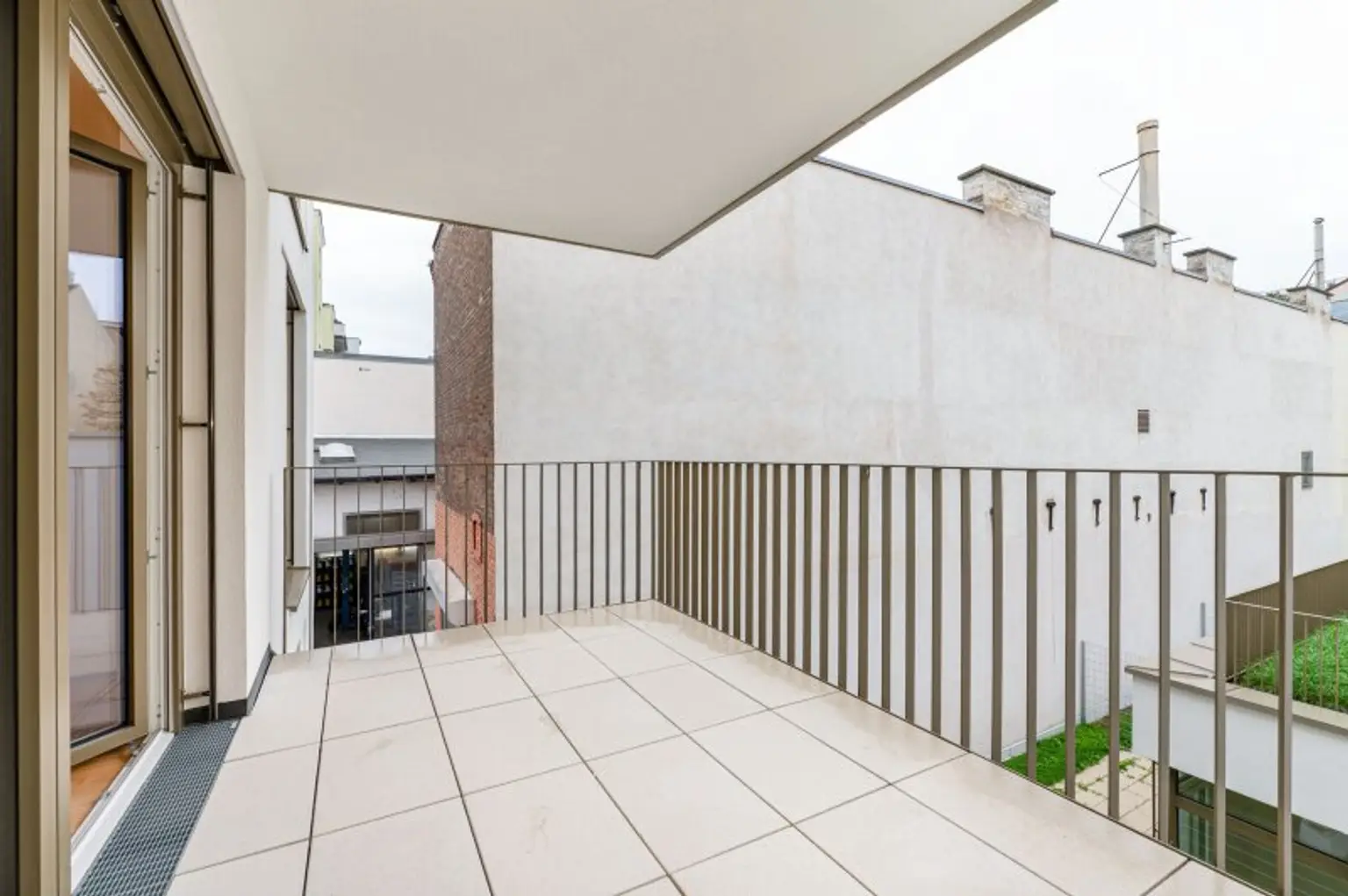 Erstbezug ab Dezember! 2-Zimmer-Balkonwohnung inkl. Stellplatz und Garten zu vermieten!
