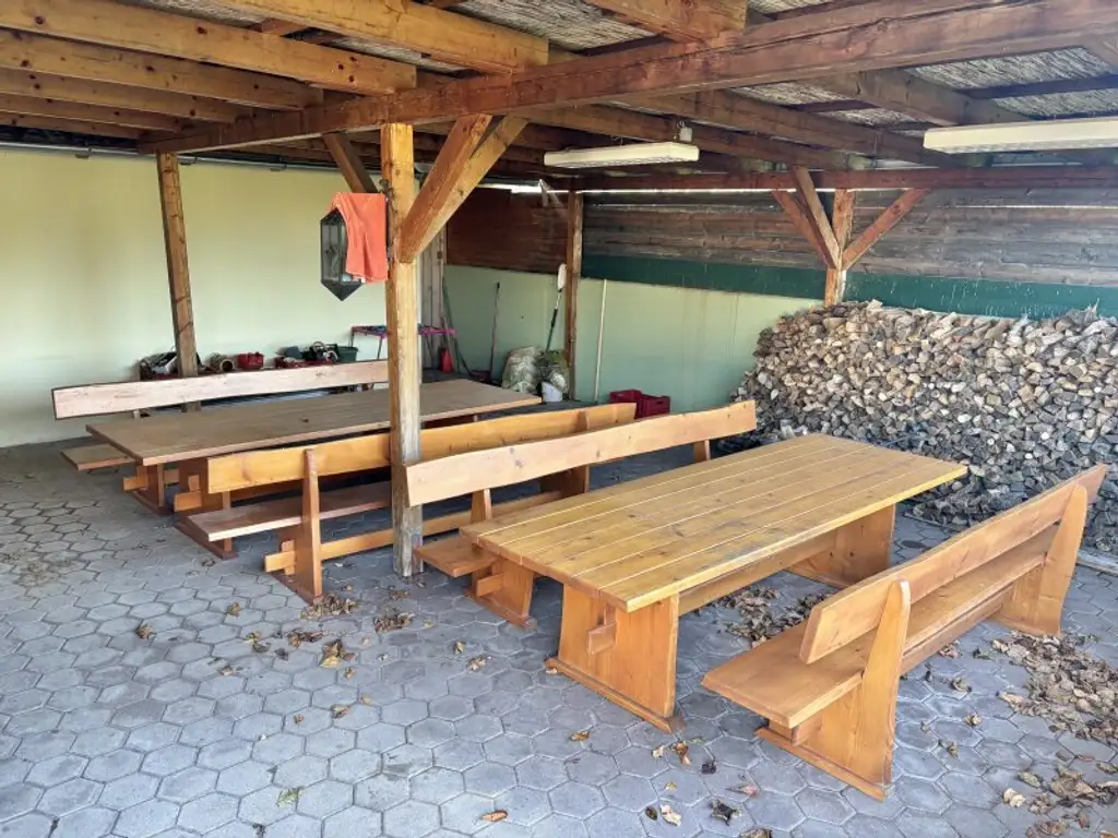 ** LEGENDE IN DER WEINIDYLLE ** D. Ehrensdorf !! Gepflegtes Haus mit ca. 245 m2 Nfl. in gediegener Ortsrandlage - Hauptwohnsitz möglich !!