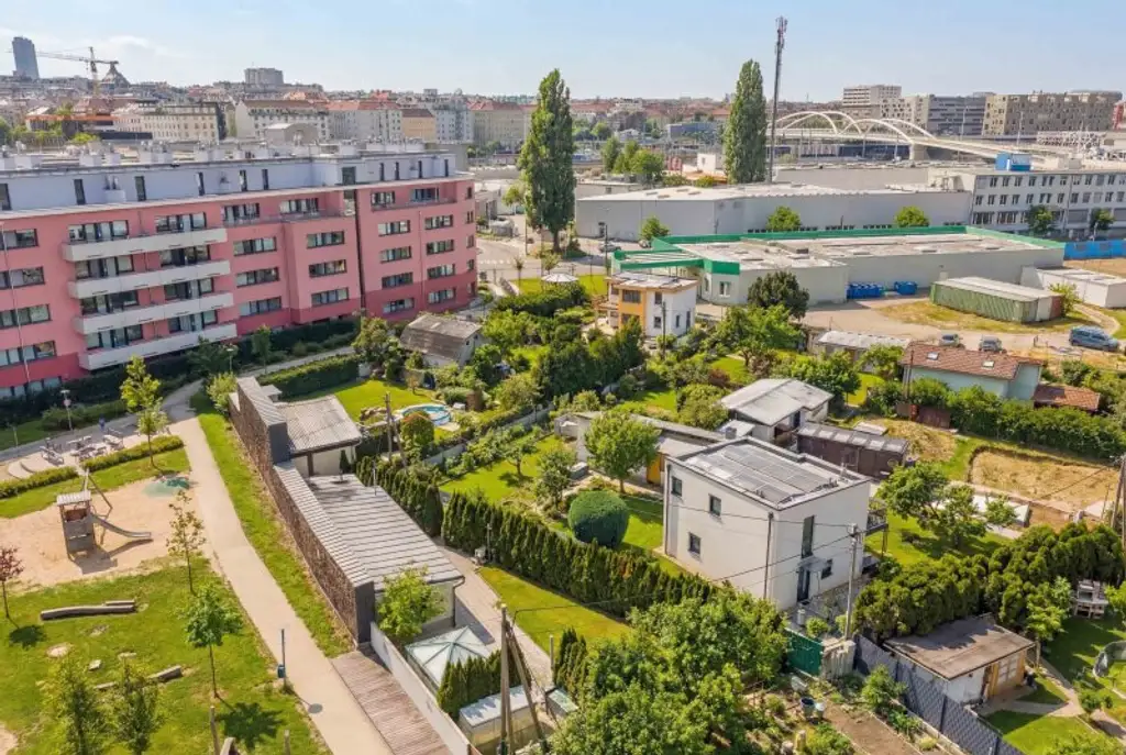 Seltene Gelegenheit: Charmantes EKLW Wohnhaus auf Eigengrund mit Jacuzzi & Wellness im 3. Bezirk