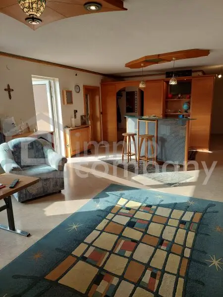 Tolle Gelegenheit: Einfamilienhaus mit Gewerbemöglichkeit!