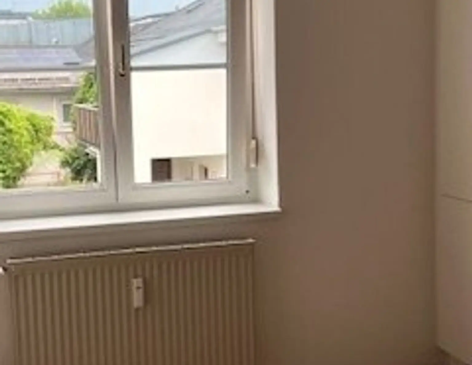 Sanierte lichtdurchflutete Wohnung im Zweifamilienhaus in Graz St. Peter- 70m² ERSTBEZUG, 3 Zimmer: davon Essen/Kochen und Wohnzimmer, Schlafzimmer