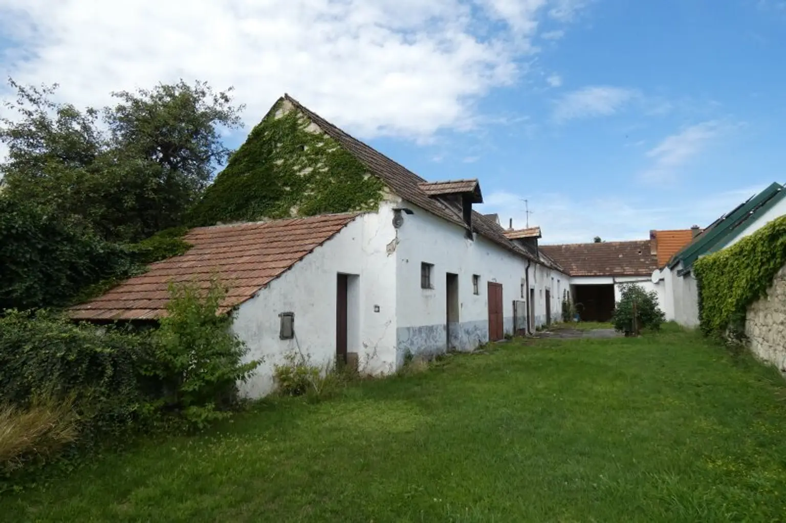 ALTER STRECKHOF IN ZENTRALER LAGE