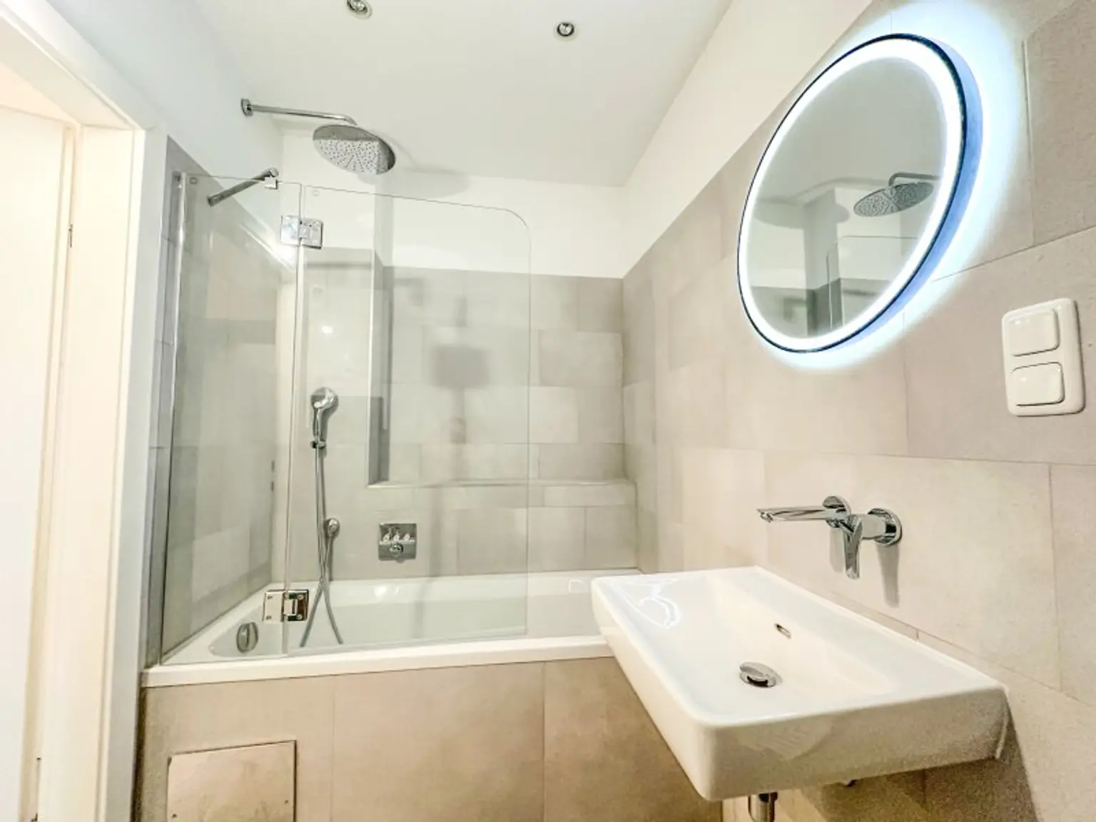 Repräsentative 3-Zimmer-Residenz im geschichtsträchtigen Altbau in 1090 Wien