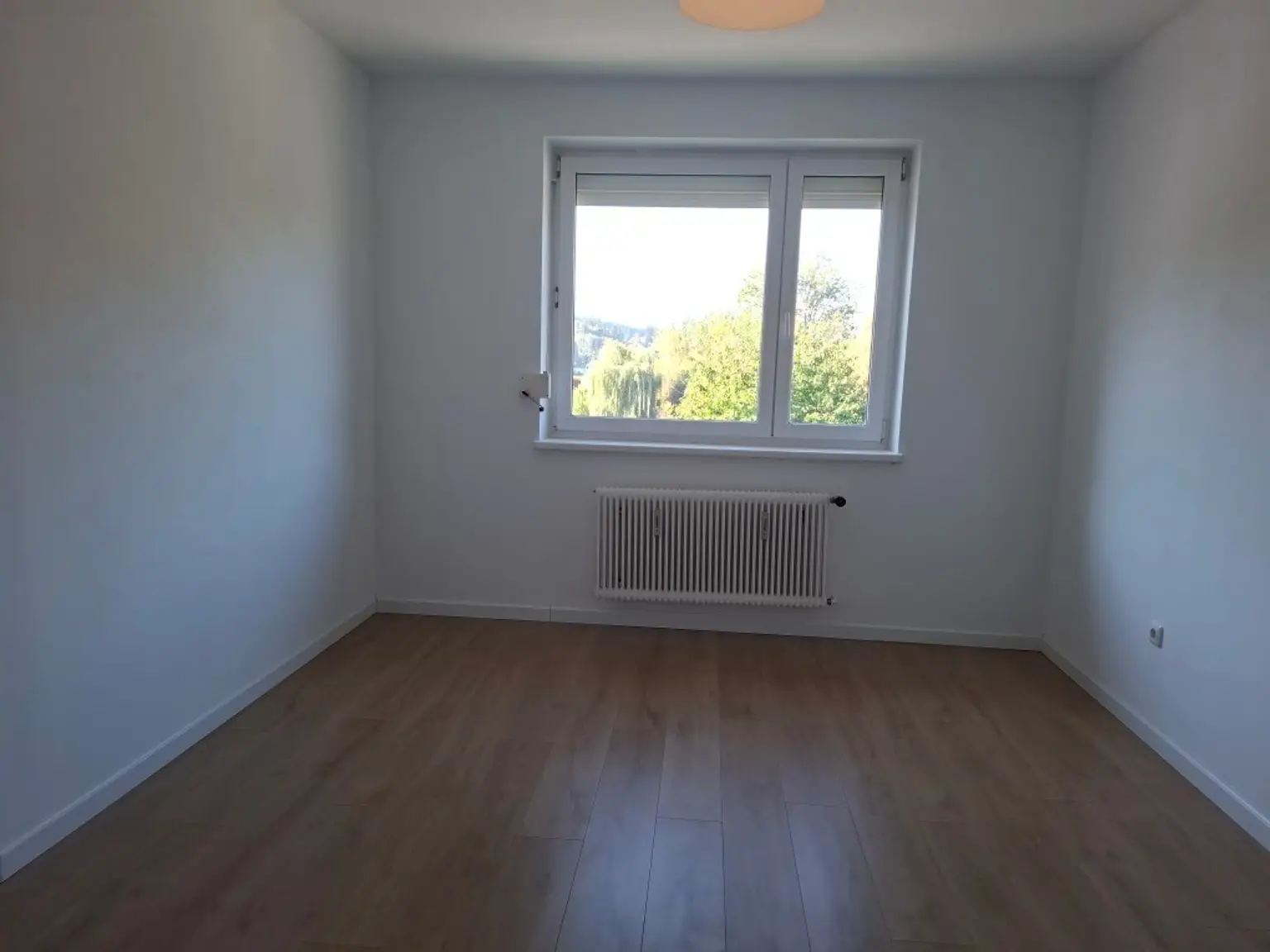 Preissenkung: Renovierte 2-Zimmer-Wohnung mit neuwertigem Küchenblock in Langenwang im Mürztal zu mieten !