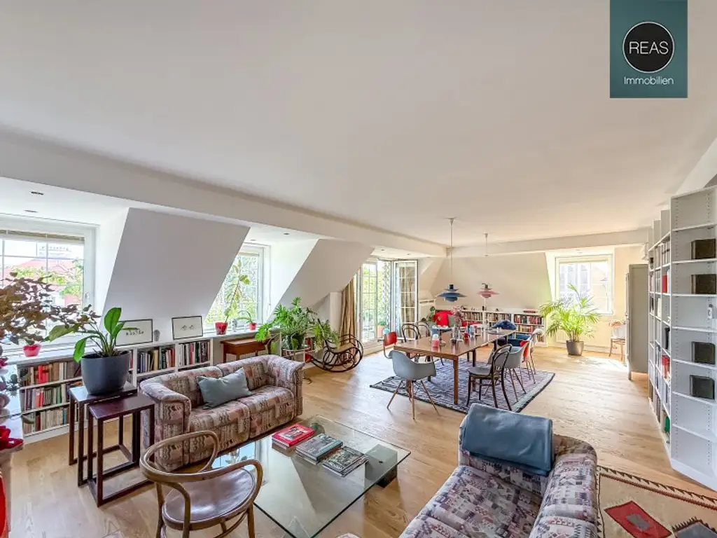 Döblinger Cottage ! Klimatisiertes Luxus - Dachgeschoss - Apartment mit 2 Terrassen! Garage verfügbar!