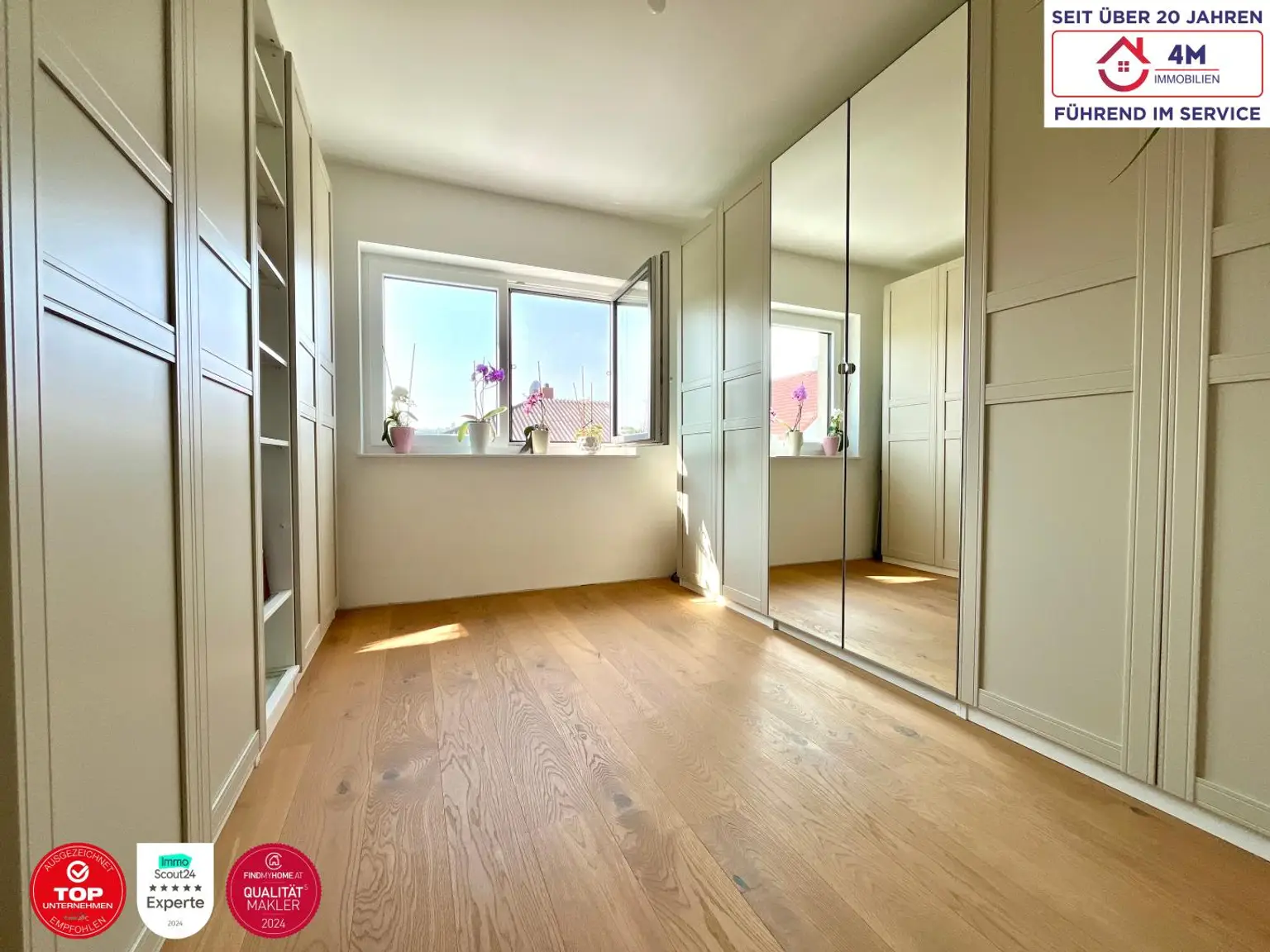 Begehbarer Kleiderschrank