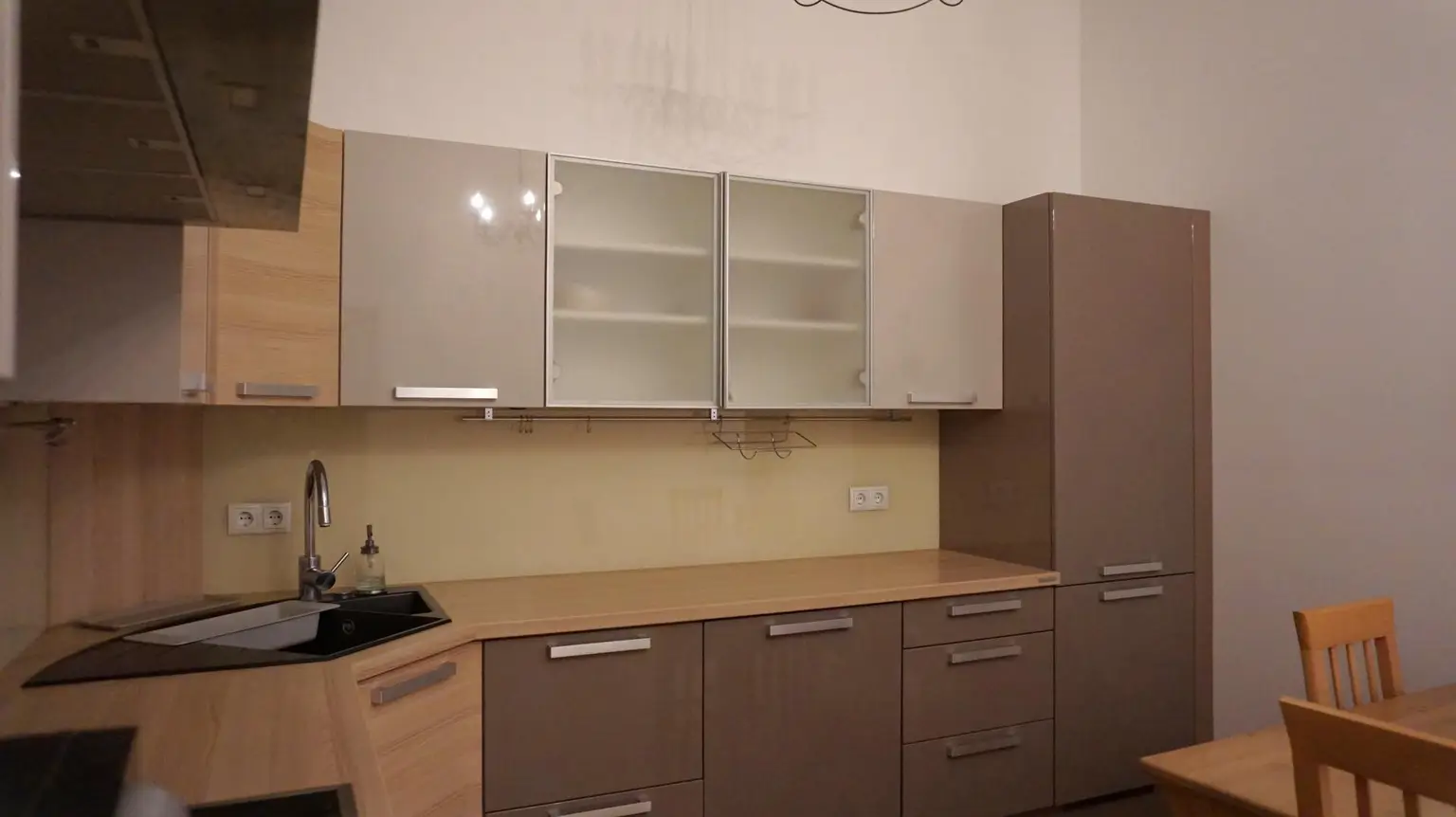 1050 Wien Altbaujuwel! Generalsanierte 3-Zimmer-Wohnung Nähe Naschmarkt