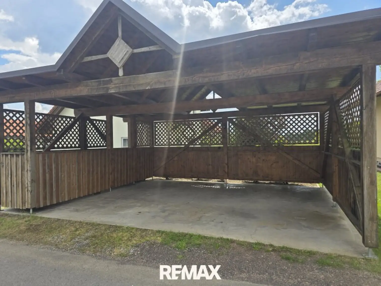 Carport