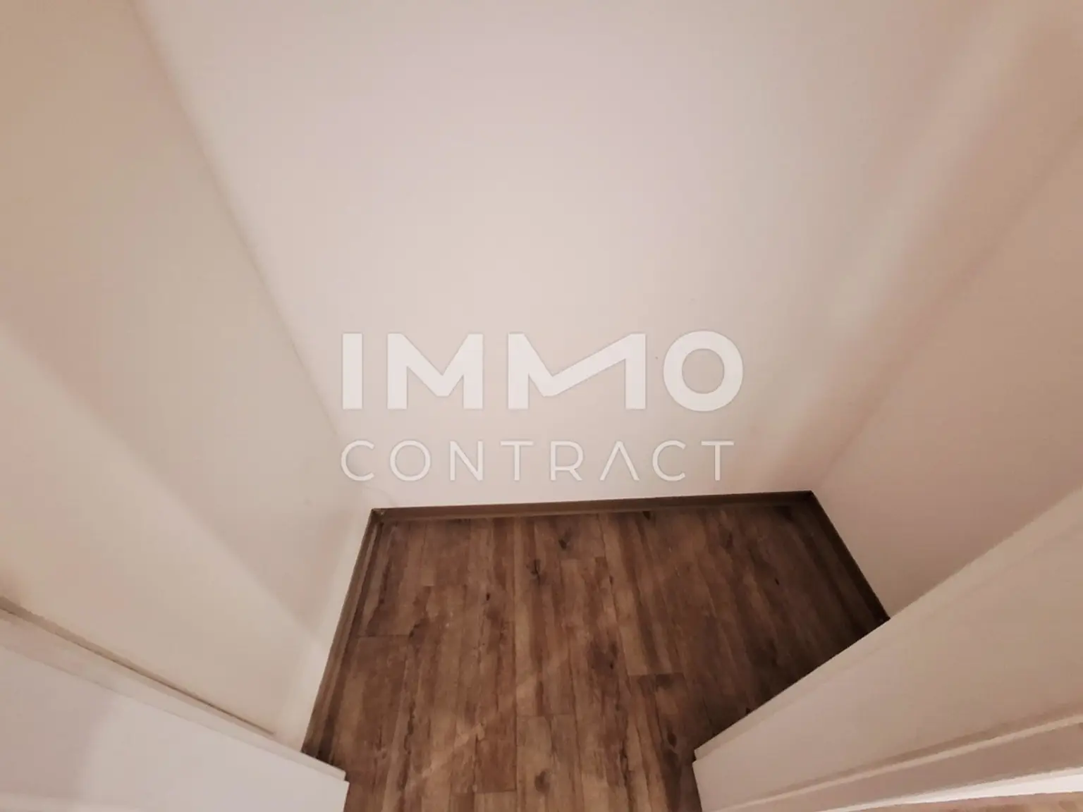 Tolle 3-Zimmer Balkonwohnung in der  Drouotstraße 4 - Top 12 - ideal für "WGs"