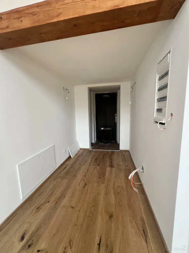 Penthouse-Wohnung + 270m2 Dachterrasse zur Miete als Wohnung oder Büro