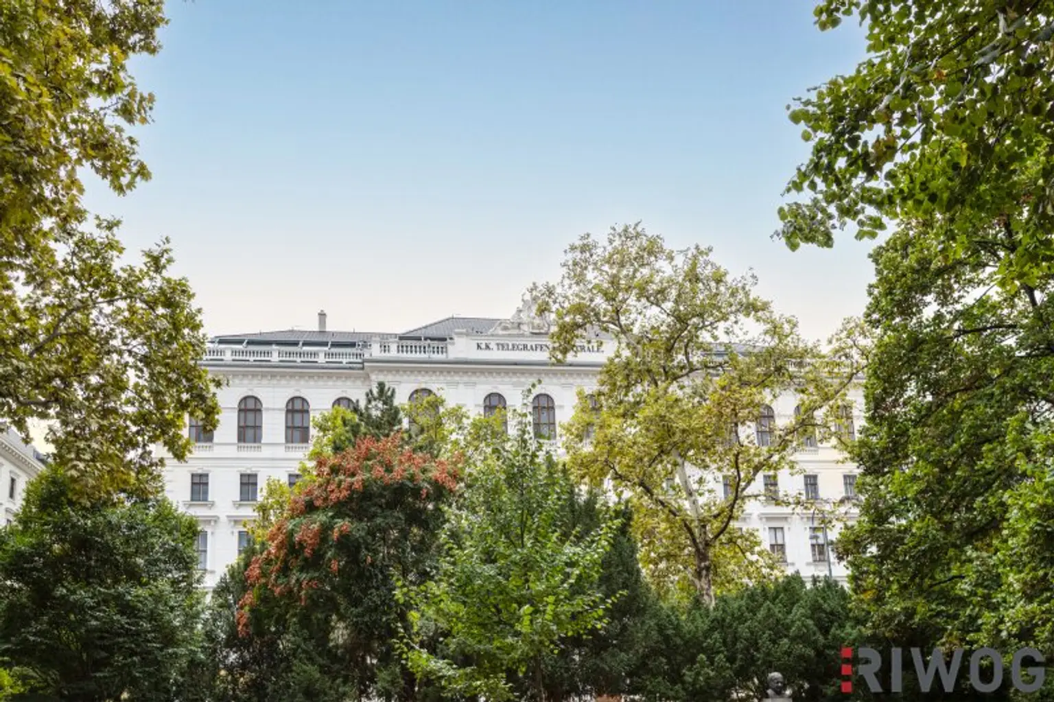 LUXUS-ALTBAUWOHNUNG am Börseplatz 1, 1010 Wien