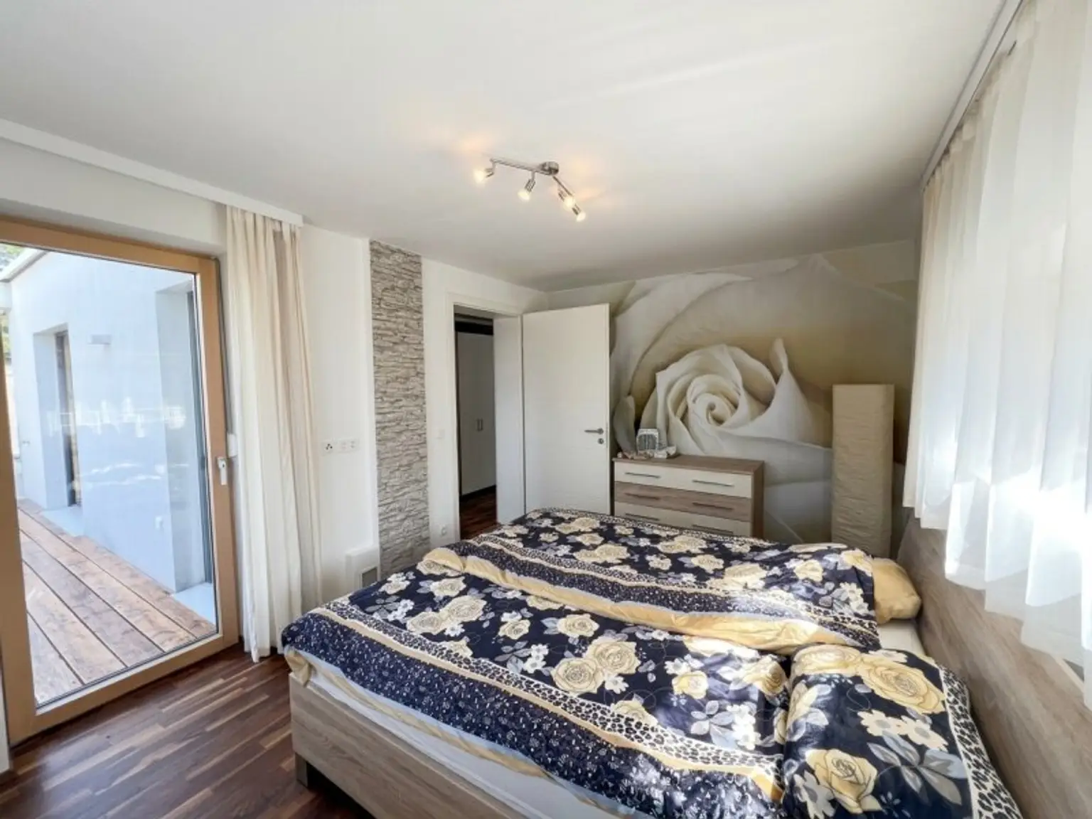 Schlafzimmer 1_3