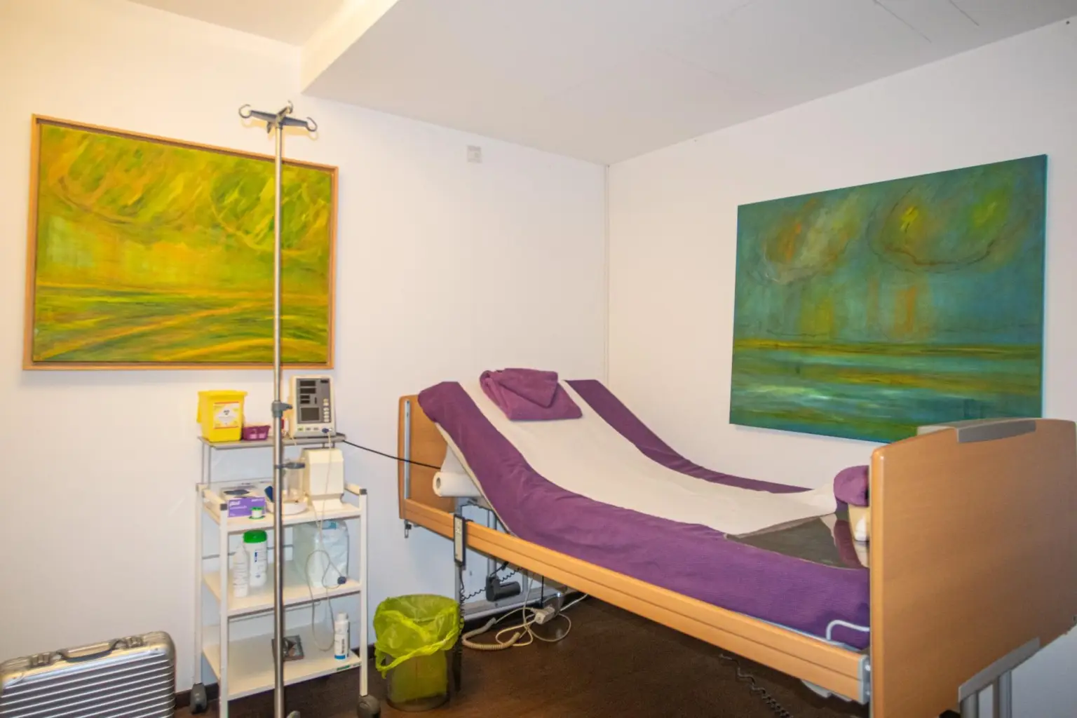Provisionsfrei! Bezugsfertige Arztpraxis direkt im Dorfzentrum in Toplage