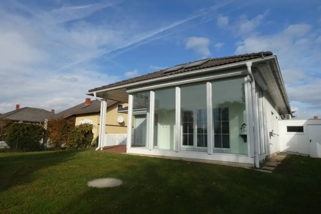 TRAUMLIEGENSCHAFT BUNGALOW SEENÄHE