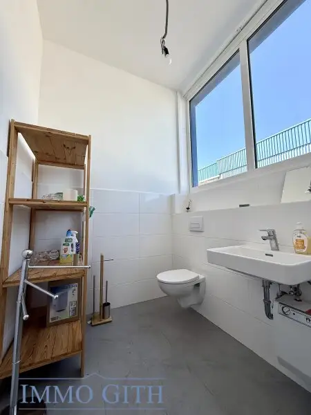 891 m² Lagerhalle in 1230 Wien (Talpagasse) zu mieten! – 2 Sektionaltore, U6 & Autobahn-Nähe, videoüberwacht