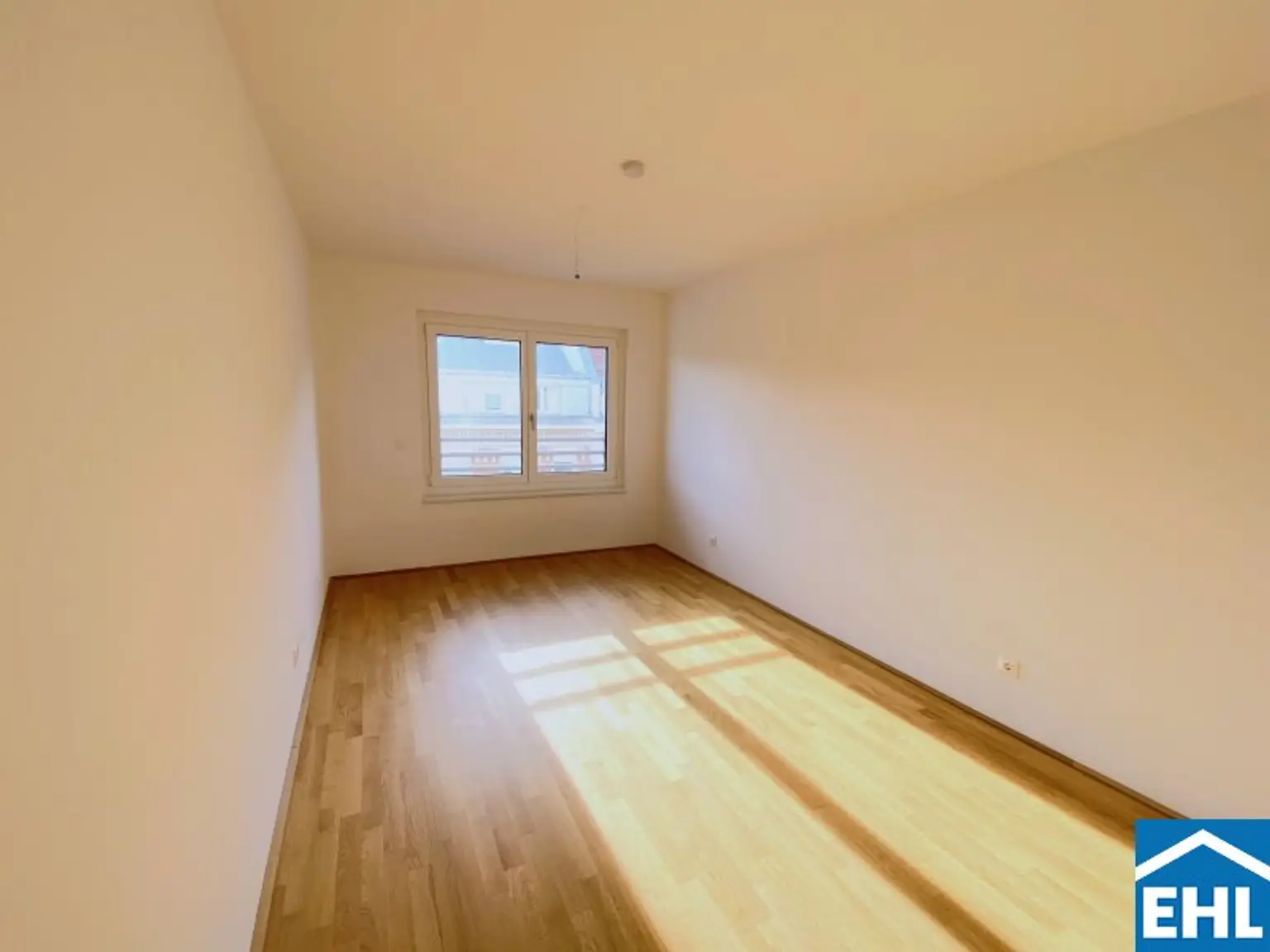 Helle 2-Zimmer-Wohnung mit Balkon in 1210 Wien – ideal zum Wohlfühlen!