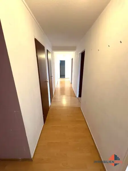 Moderne 4-Zimmer-Wohnung mit Balkon in Pfaffstätten – Ihr neues Zuhause!