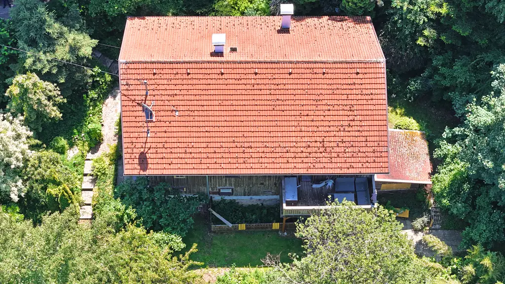Alleinlage - Naturnahe Ruheoase, liebevolles Waldhaus aus Holz