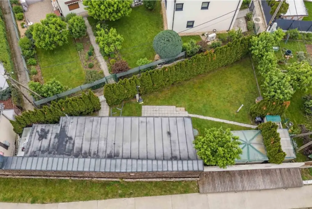 Seltene Gelegenheit: Charmantes EKLW Wohnhaus auf Eigengrund mit Jacuzzi & Wellness im 3. Bezirk