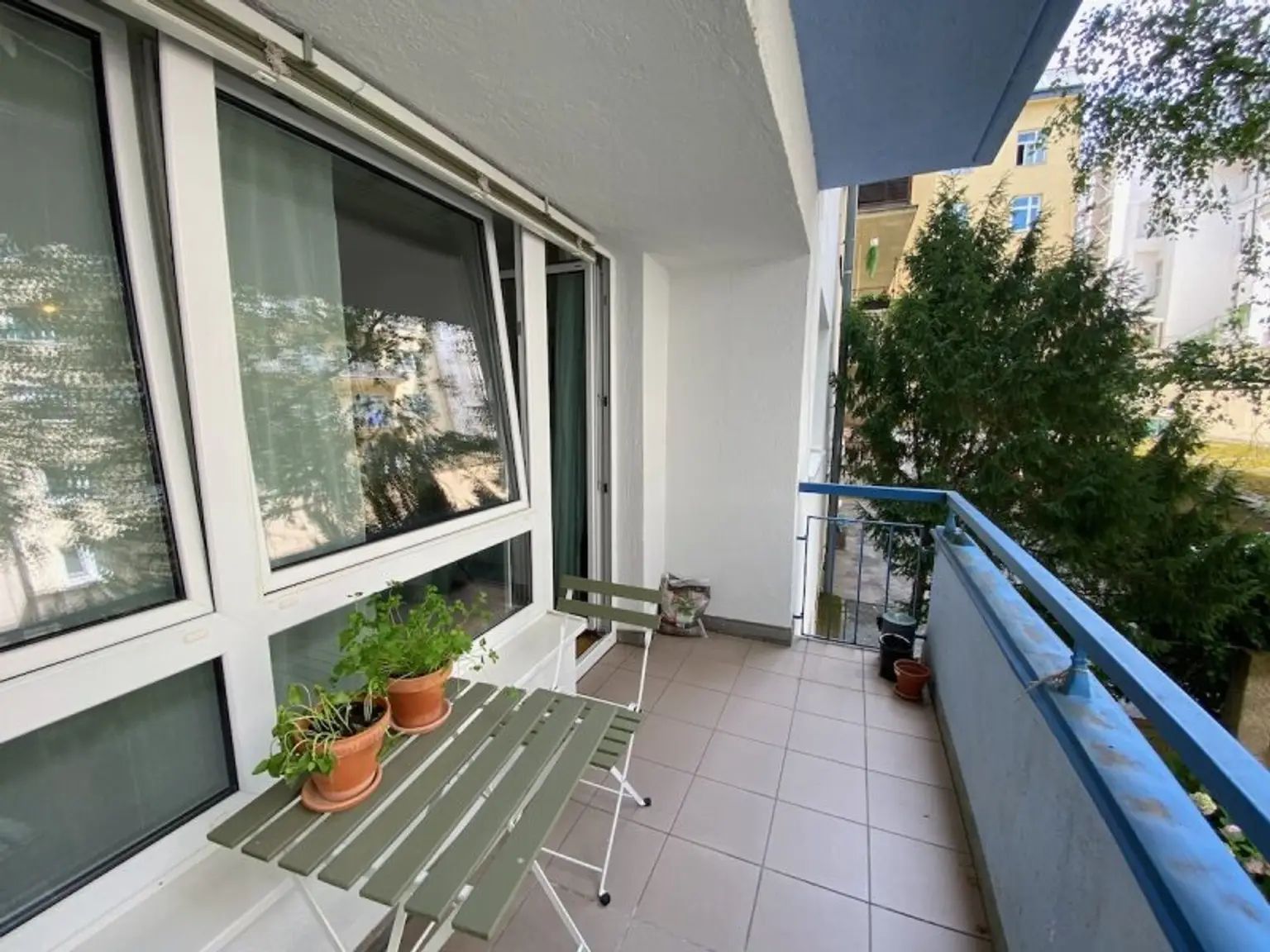 HOFRUHELAGE mit BALKON, direkt beim BOTANISCHEN GARTEN!