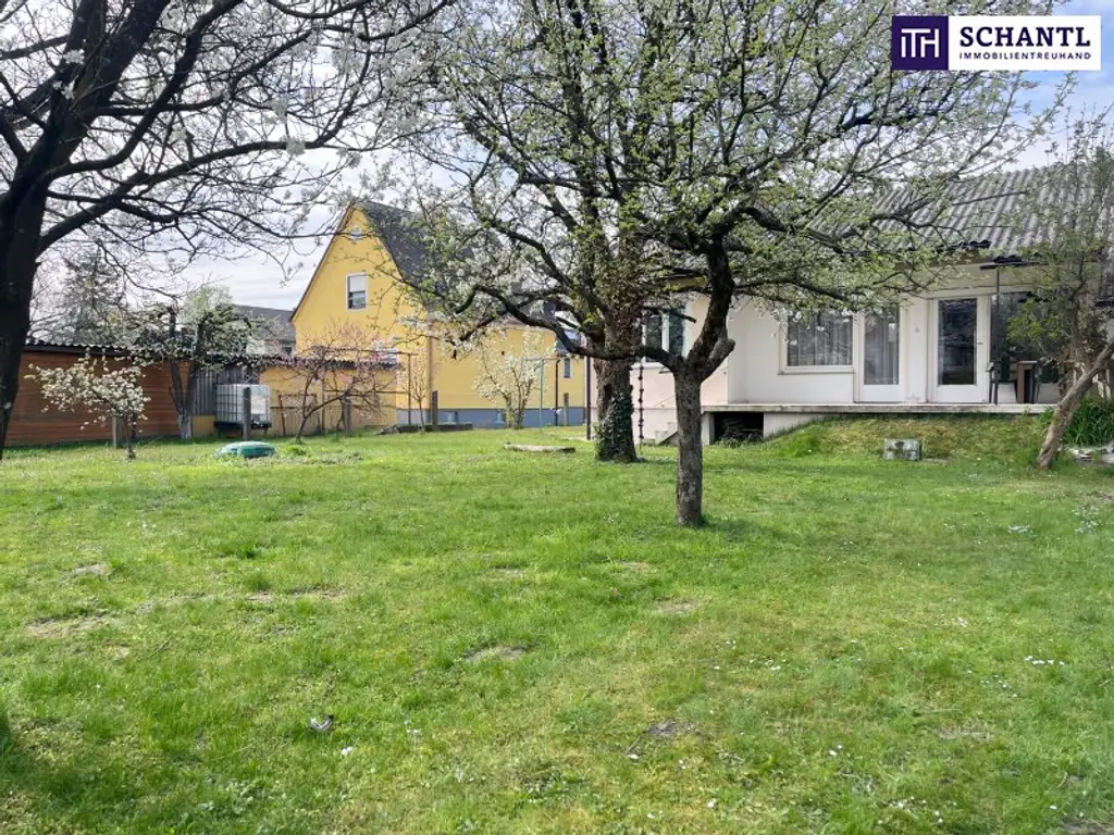PLATZ zum WACHSEN – sanierungsbedürftiges Haus mit großem Garten und traumhaften Bäumen in Graz Liebenau! Bungalow mit Ausbaureserve!