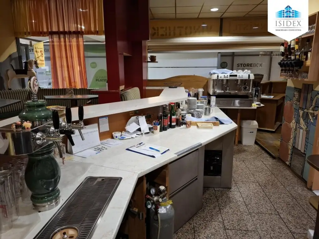 Gemütliches Cafe mitten im Geschehen!