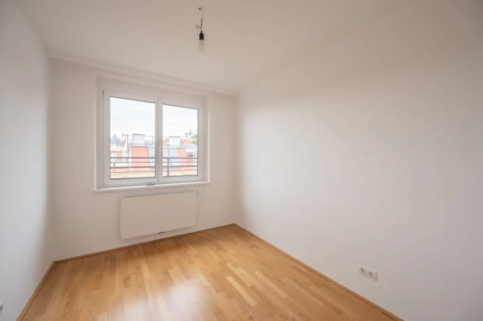 +++ NEU +++ helle 3-ZIMMER TRAUMWOHNUNG MIT 2 TERRASSEN, optimale Aufteilung, letzter Stock, Küche separat. Tolle Lage! ++++