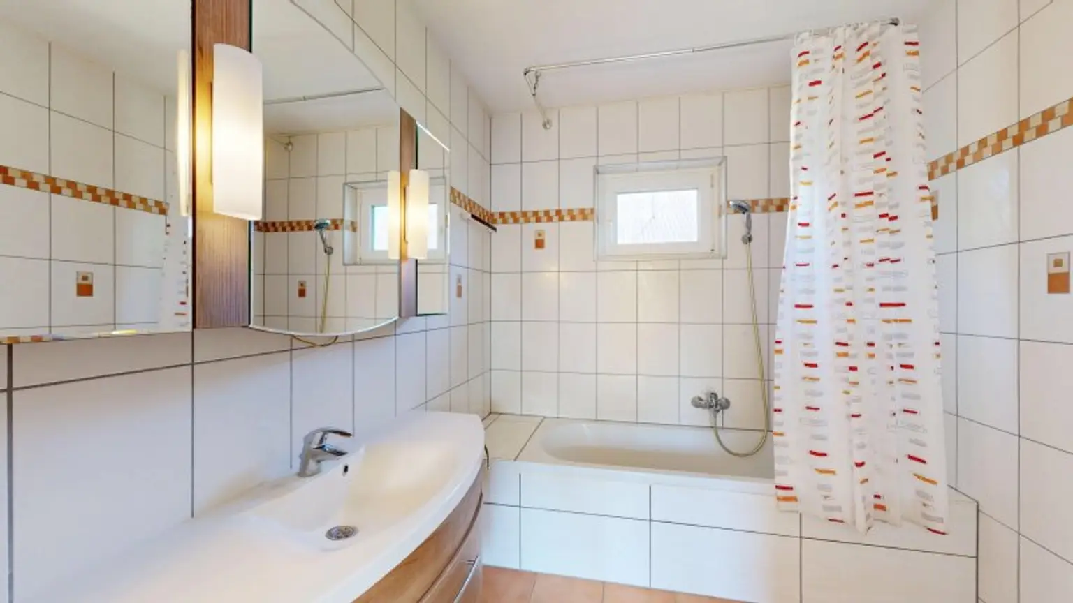 Hinreißender Bungalow mit großem Garten und Entwicklungspotential | 3 Zimmer | Terrasse