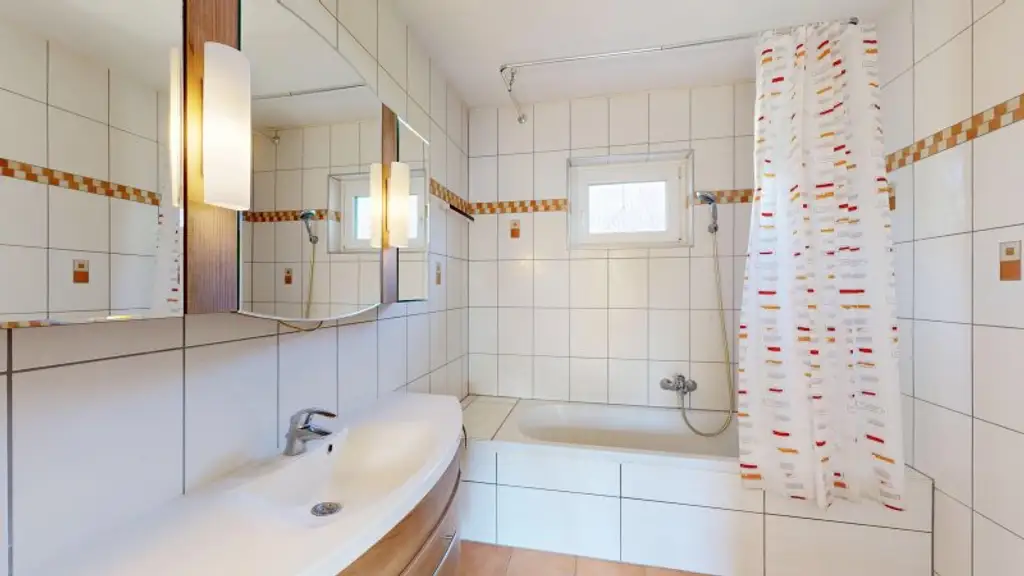 Hinreißender Bungalow mit großem Garten und Entwicklungspotential | 3 Zimmer | Terrasse