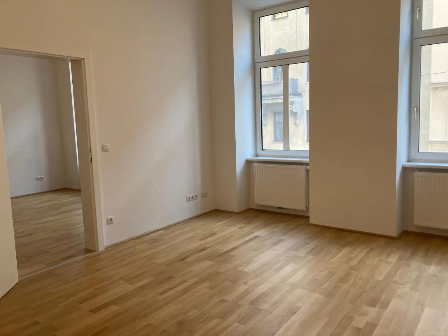 TRAUMHAFTE ALTBAUWOHNUNG NÄHE WIFI!