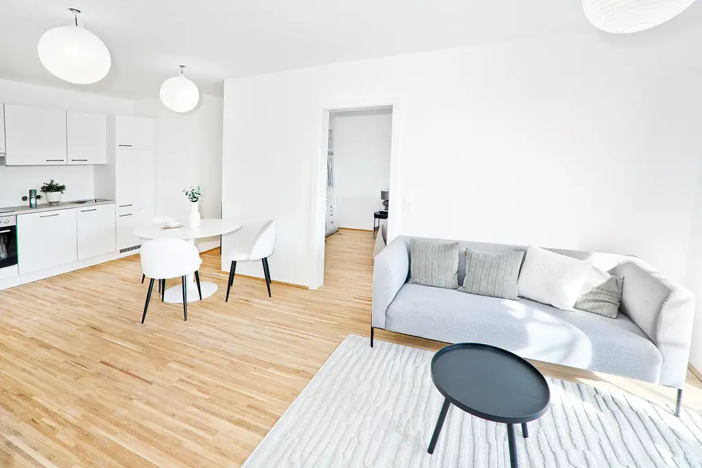 Chic am Wasser - 2-Zimmer-Wohnung mit Balkon im 11.OG| an der Alten Donau | Blick auf den Kahlenberg