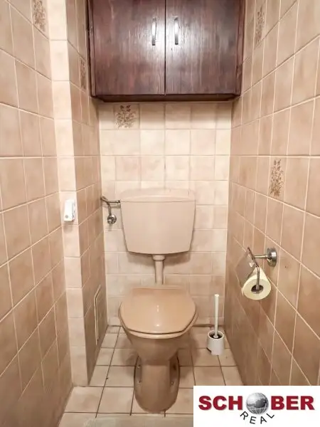 Nahe Stadtgrenze Baden - Doppelhaushälfte mit Renovierungsbedarf