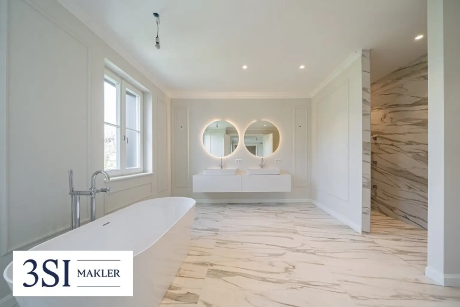 Luxus, Privatsphäre und modernste Eleganz vereint - Architektonisches Juwel in exklusiver Grünruhelage des 19. Bezirks