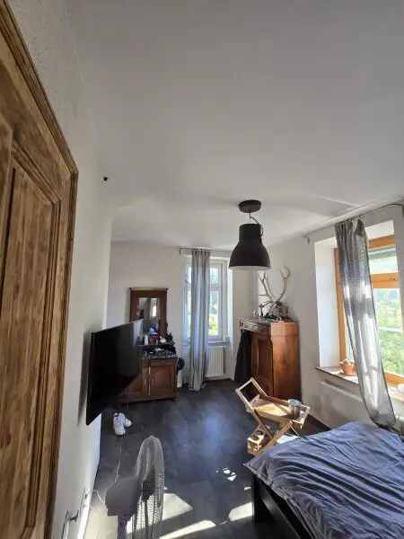 Exklusive Stadtwohnung mit großzügiger Fläche, 5 Zimmer und hochwertiger Ausstattung - Perfekt für Familien!