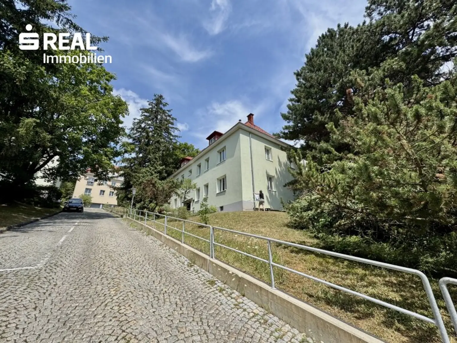 Zugang/Zufahrt zum Wohnhaus