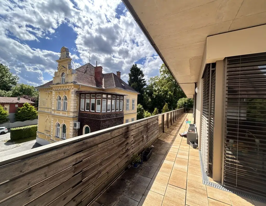 Penthaus mit Traumterrasse trifft Wohnkomfort - 113m² mit 50m² Outdoor-Oase nähe Hilmteich!