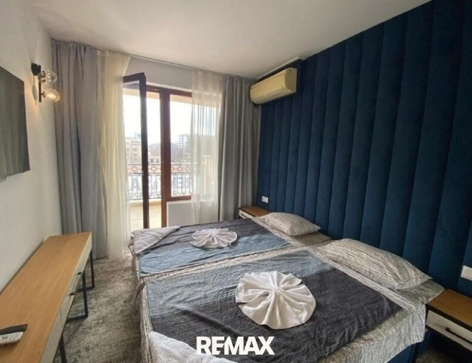 4 Schlafzimmer mit Balkonzugang BG