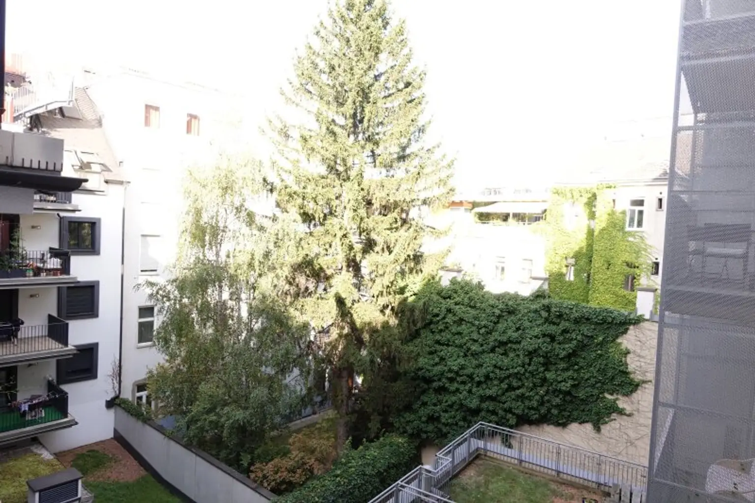 HOFSEITIGE 2 Zimmer BALKON-Neubauwohnung mit IDEALER Aufteilung - Nahe U6 Thaliastraße