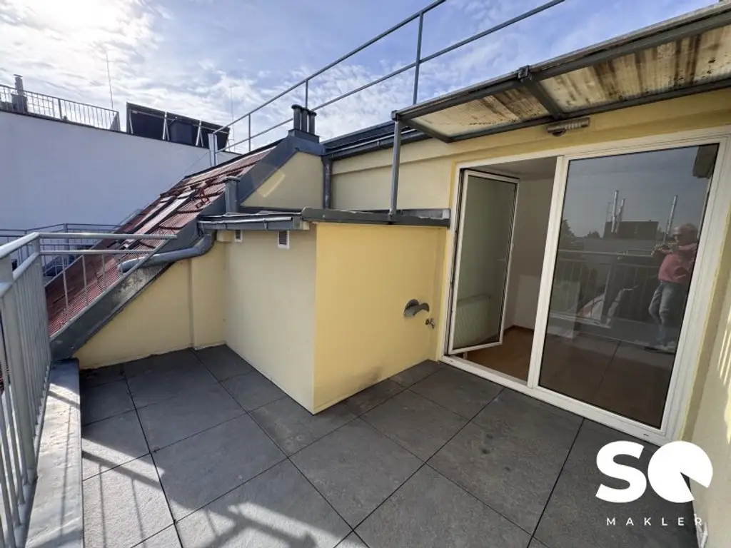 # SQ - HELLE, RUHIGE 2 ZIMMER DG-WOHNUNG INKL. TERRASSE - NÄHE RIVERSIDE - 1230 WIEN - TAG DER OFFENEN TÜR: 31.10.2025 14:00-17:00