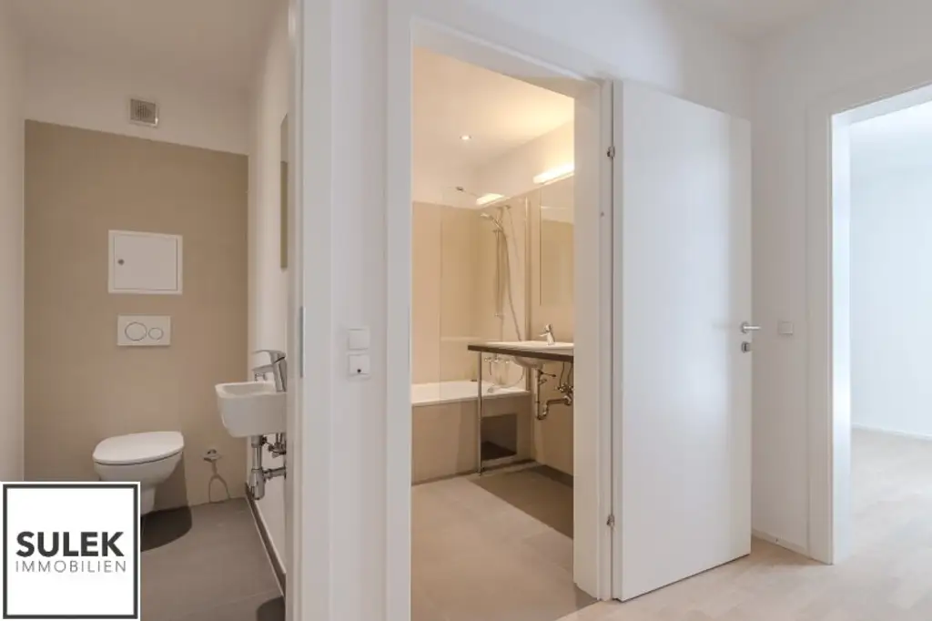 Ab Mitte Dezember  verfügbar ~ moderne 3 Zimmer Neubauwohnung mit Innenhof-Terrasse in beliebter Lage ~ Kaiserstraße U6 nähe!