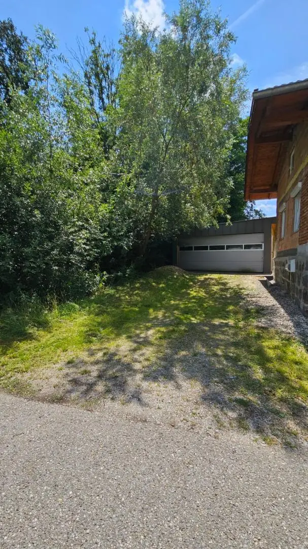 Innviertel-Highlight! Schöner neuwertiger Bungalow mit gr. Garage und schönem Garten in Eggerding nahe Andorf und Schärding zu verkaufen!