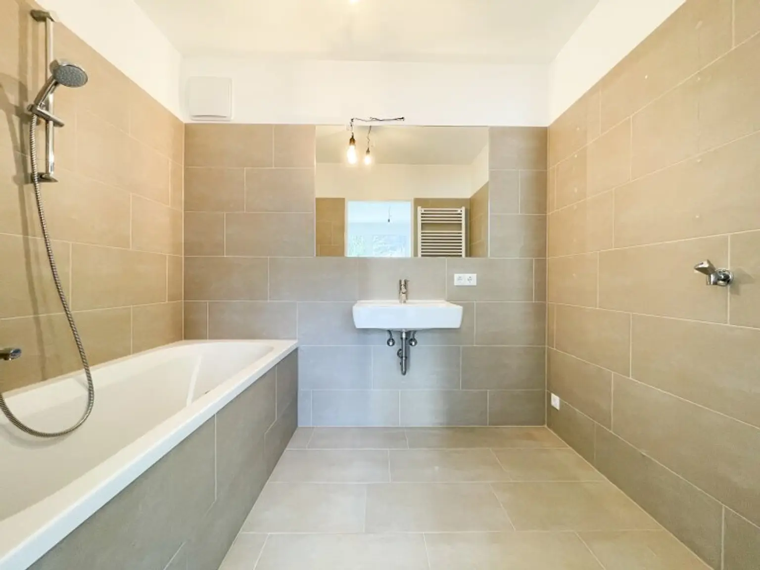 PROVISIONSFREI - Grandiose 3-Zimmerwohnung mit Terrasse und Purkersdorf zu vermieten