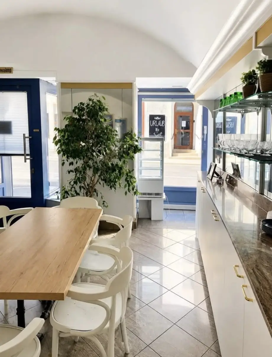 FREQUENZLAGE KLEINES ABER FEINES KAFFEE RESTAURANT IM HERZEN VON MÖDLING GASTROTEL IMMOBILIEN