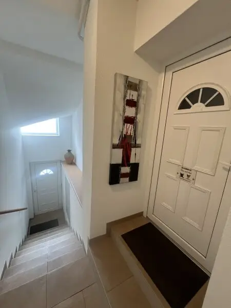 VOMP - Moderne, hochwertige 3,5 Zi.-Wohnung mit Balkon zum Verkauf