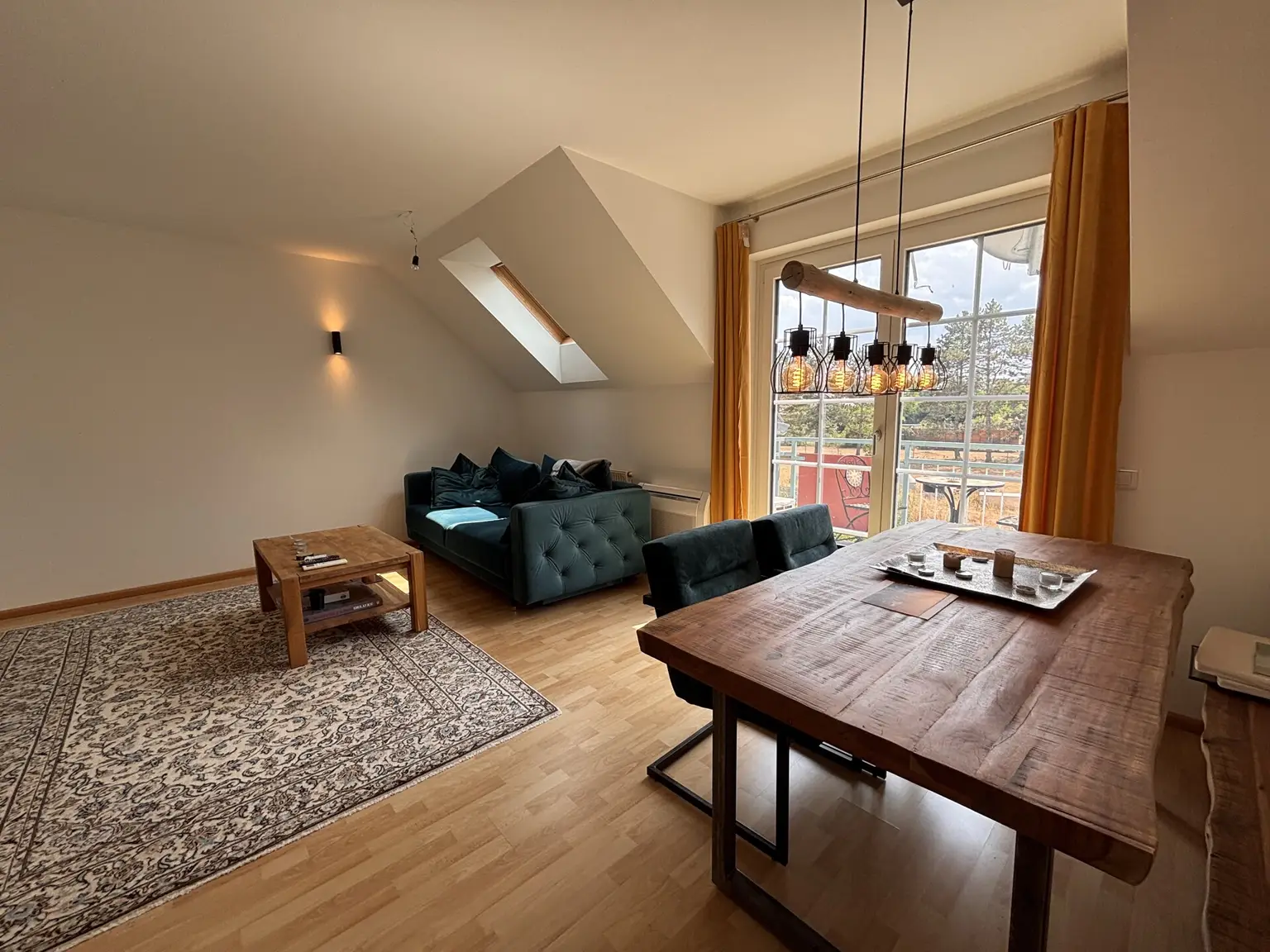 3 Zimmer mit Balkon & Parkplatz
