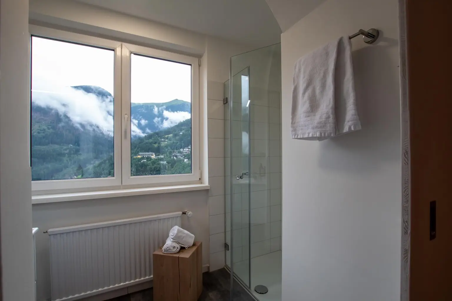 Panorama-Ferienappartmenthaus mit 6 eigenständigen Appartments in Bad Gastein